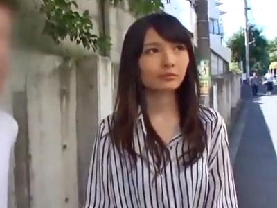 ロリ入った素人娘のパイパンマンコに3P中出し！！！