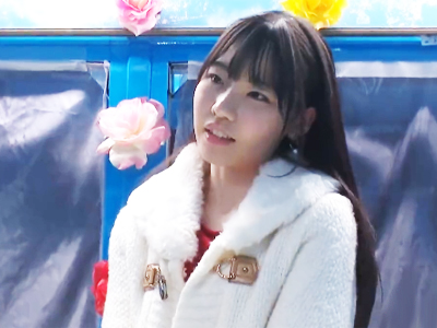 ヤリたい盛りの19歳細身美少女にマシンバイブとチンポで飛び切りの快楽プレゼントｗ